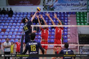 شهرداری برای کمک مالی به تیم والیبال ساری 21 دست به جیب می شود !!