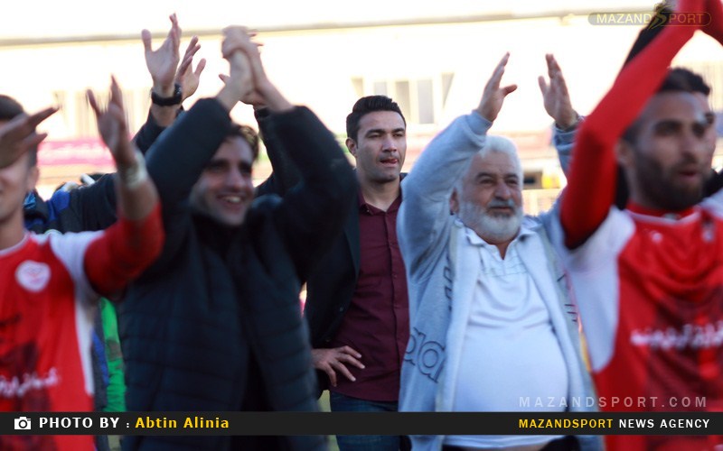 از اتهامات عجیب مالک خونه‌به‌خونه در برنامه زنده تا پاسخ مالک نساجی‌ !