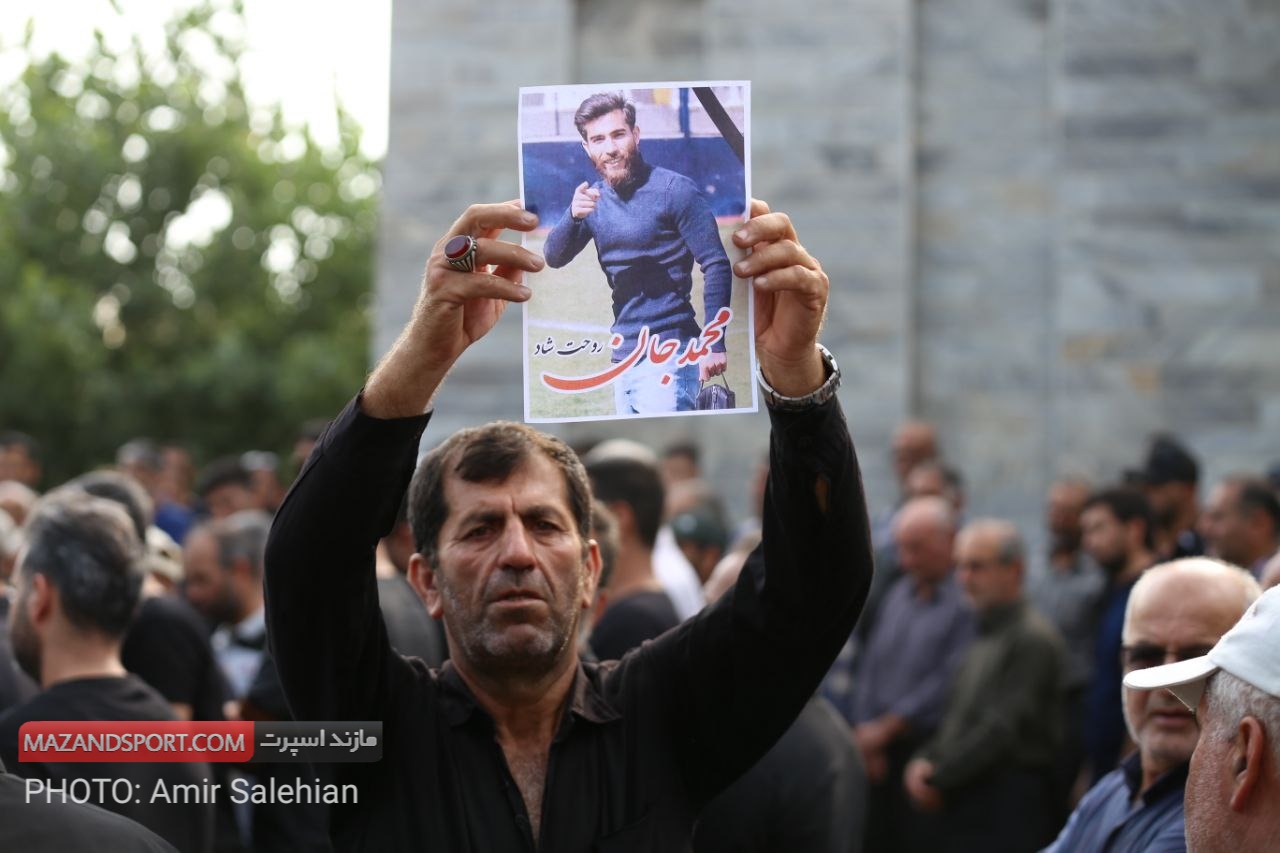 فوتبالیست بابلی با حضور هم‌تیمی‌هایش تششیع شد