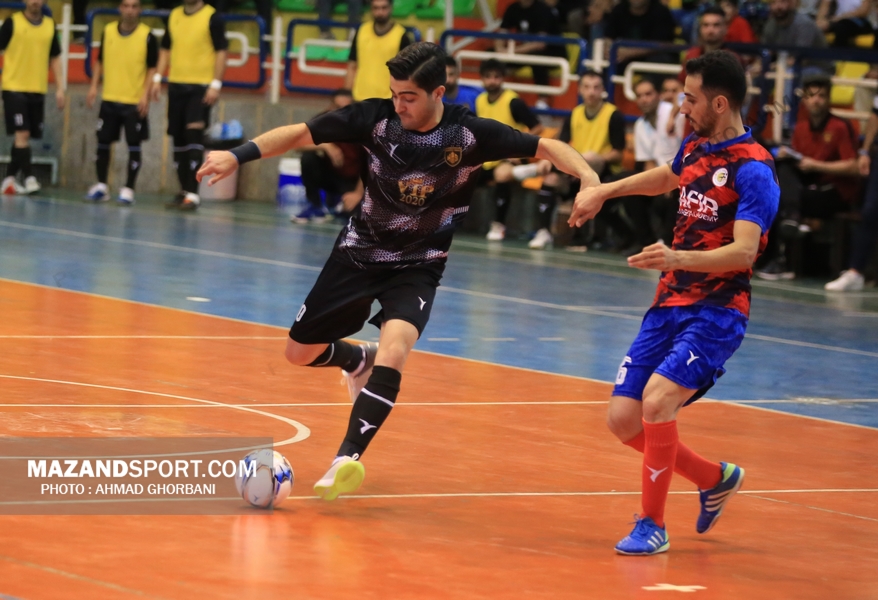 هفته سوم لیگ برتر فوتسال / حافظ ساری و سفیرگفتمان تهران