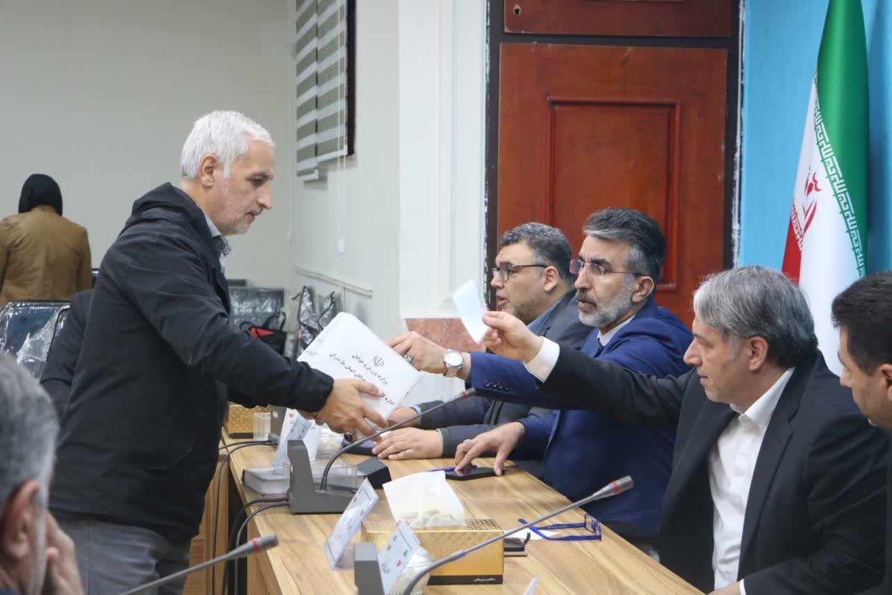 حواشی مجمع انتخاباتی هیات تنیس استان مازندران 