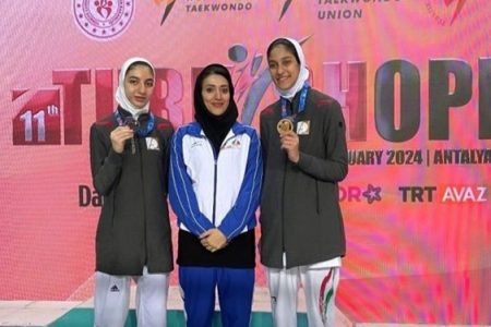 مدال رنگارنگ دختران تکواندوکار مازنی در ترکیه