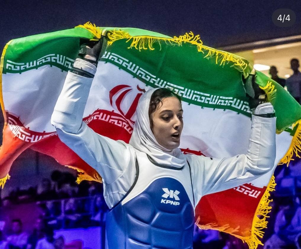 حنا دختری با مدال طلای جهانی
