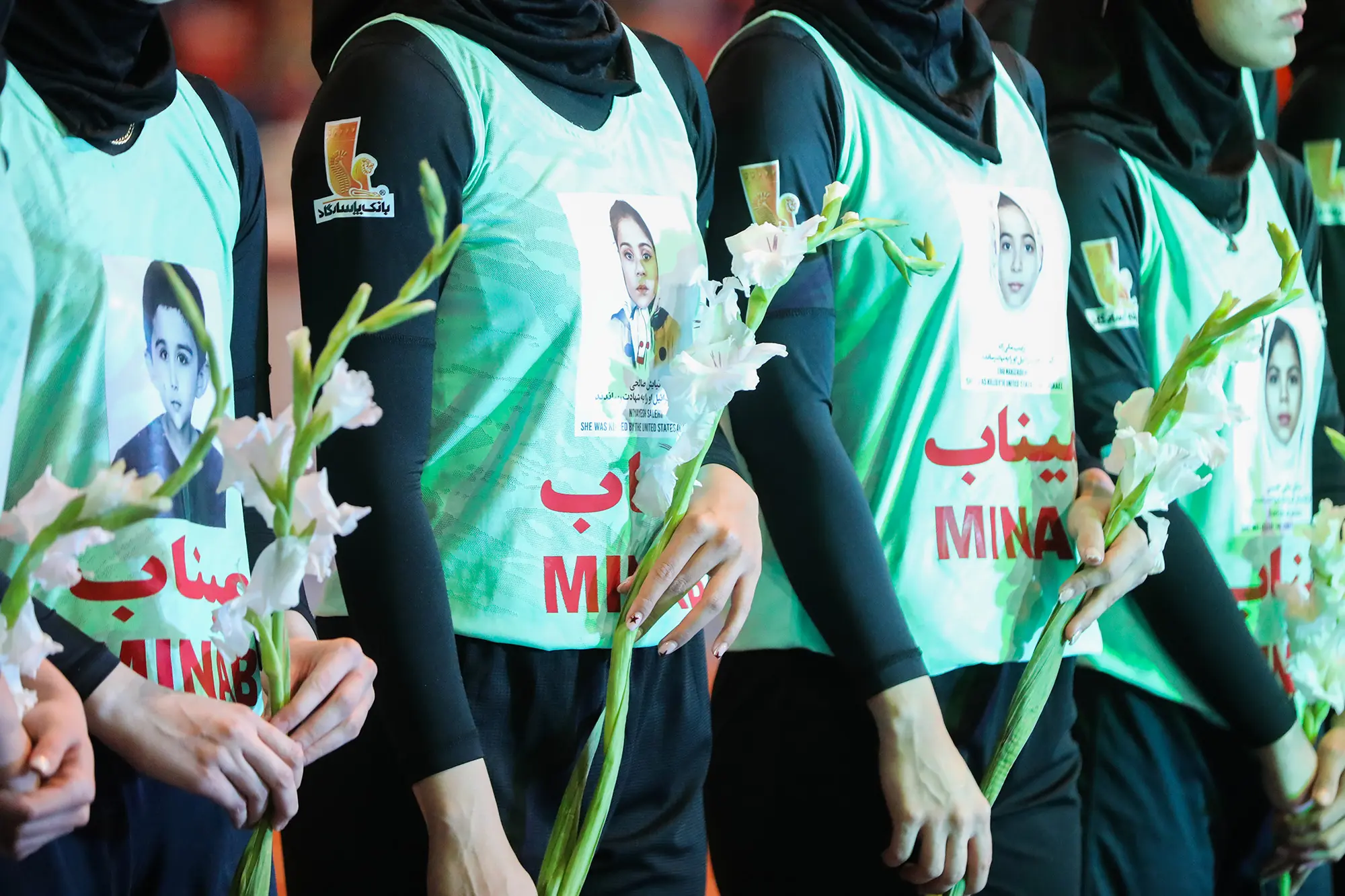 دیدار دوستانه تیم ملی زنان و منتخب ساری به یاد کودکان شهید میناب