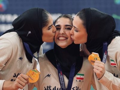 ویدیو| تبریک تولد خاص نگار هاشمی به پدرش در پخش زنده خارجی!